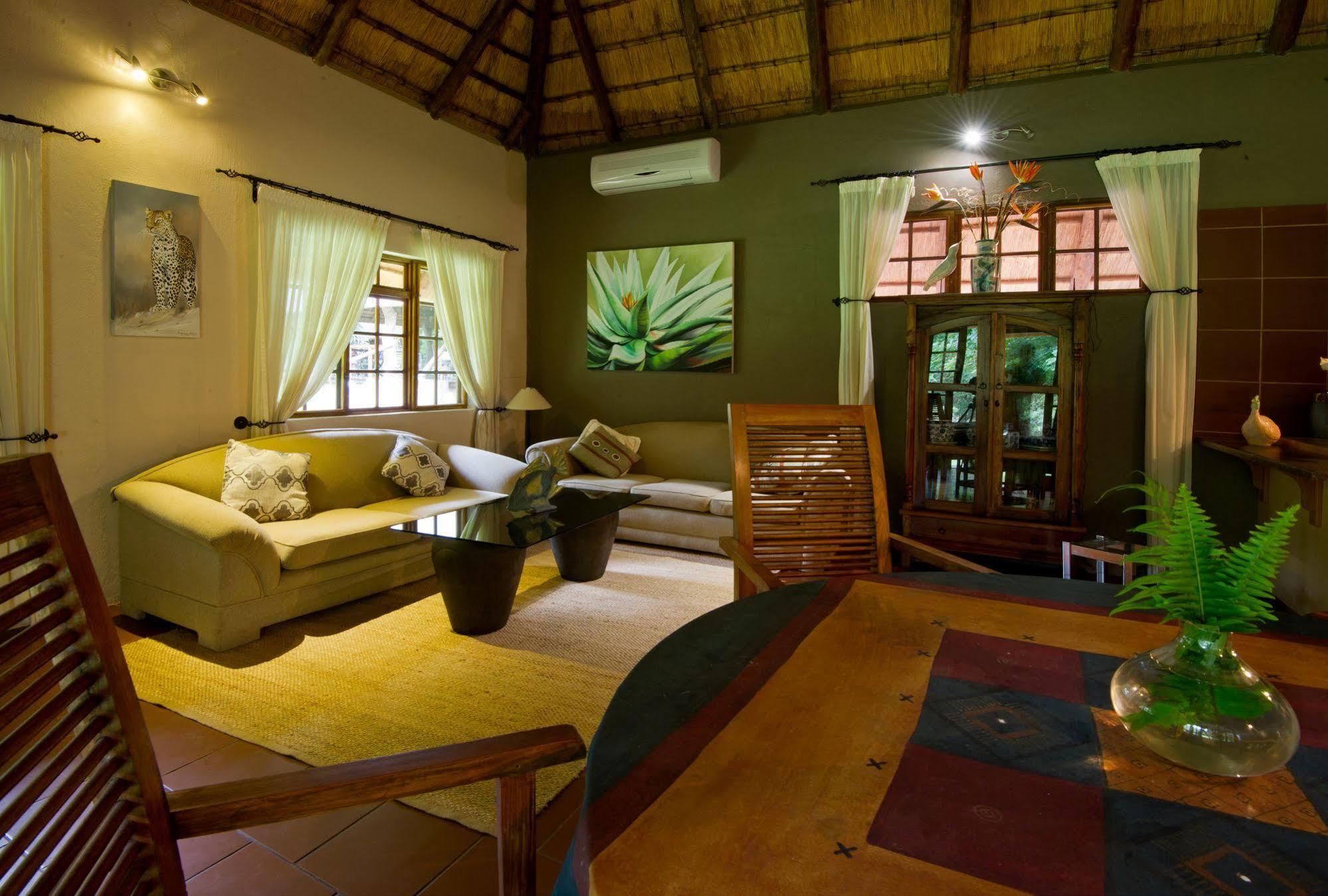 Blyde River Canyon Lodge โฮดสปรูท ภายนอก รูปภาพ